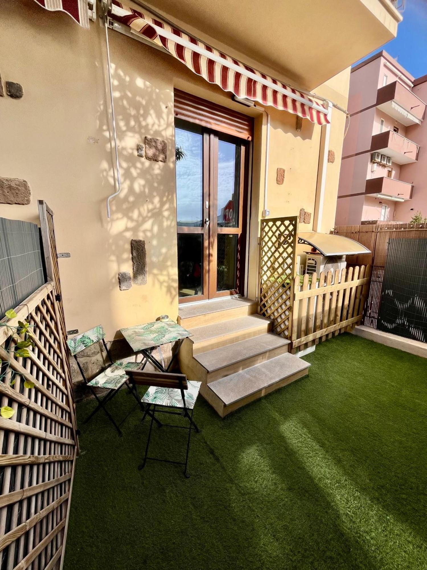 Solemar Apartments Kennedy Альгеро Экстерьер фото